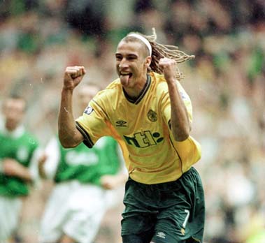 Henrik Scores Again